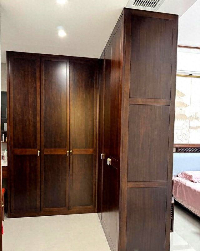 新中式硬装翻车实录，花20万装出出租屋既视感，这6个坑你别踩！，强化冲突感+痛点+数字悬念，符合头条系平台算法偏好。可根据实际内容替换具体金额或调整细节，例如花30万装成KTV风等）