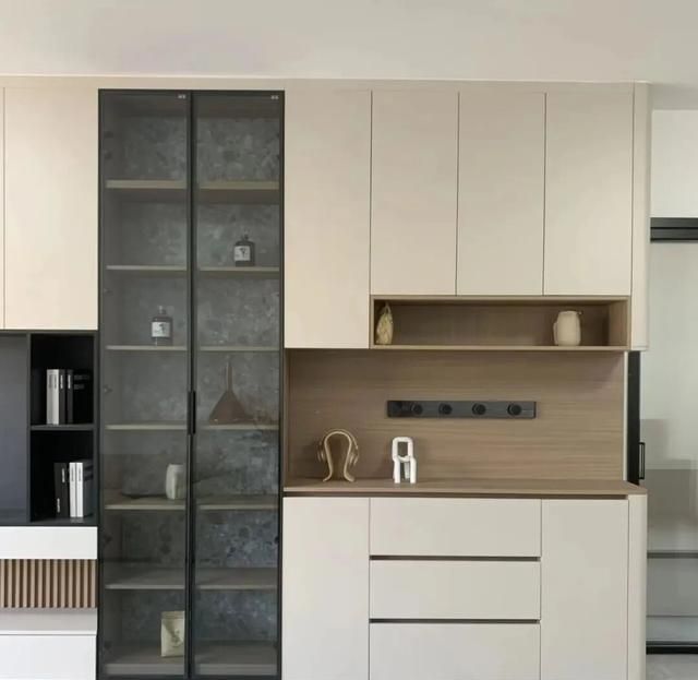 为什么劝你“少做定制柜”？太多家庭都被误导了，多花钱还不实用 - 家居知识