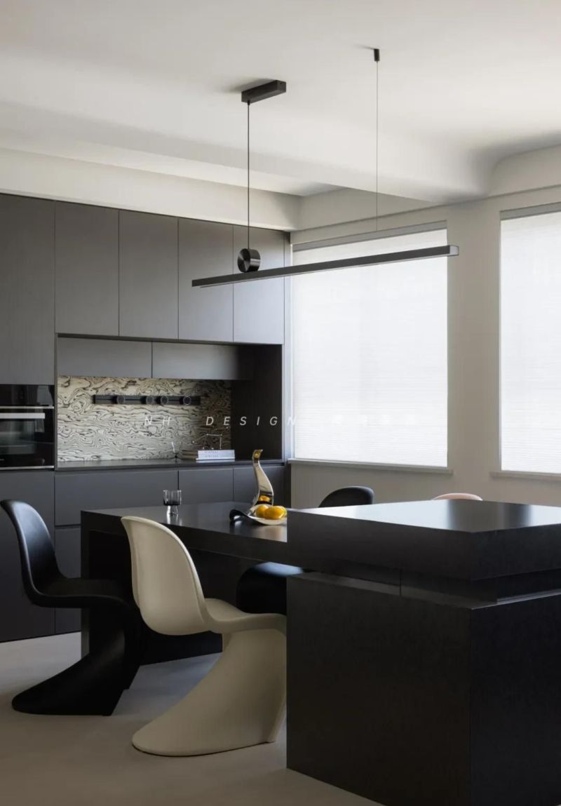 188㎡现代极简：以克制，容纳生活百川 - 家居知识