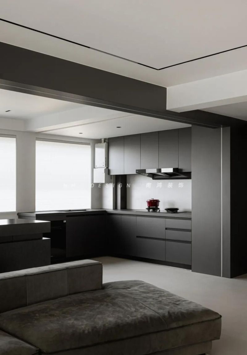 188㎡现代极简：以克制，容纳生活百川 - 家居知识