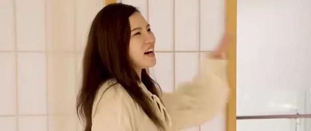 谢依霖晒日式装修翻车！家中装和室惹反感，网友劝其别来内地赚钱 - 家居知识