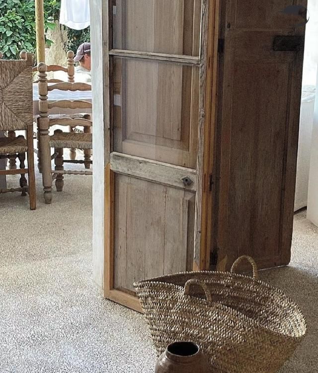 笑不活了，上海一男子晒“日式侘寂风”的家，网友辣评：赤贫风 - 家居知识