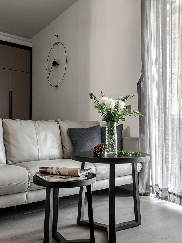 103平现代风简约美家，烟灰与木色打造时尚前卫宅，大气还美观 - 家居知识