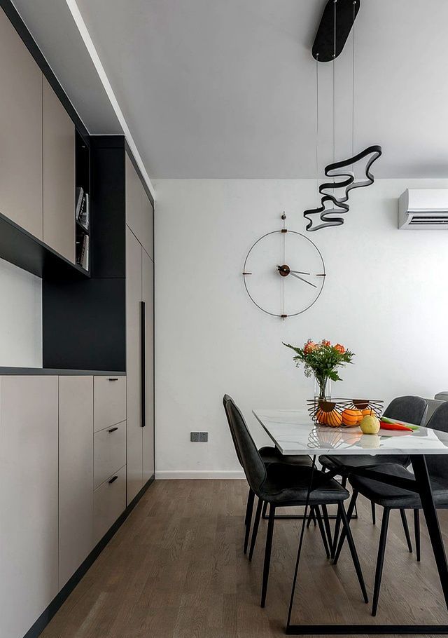 103平现代风简约美家，烟灰与木色打造时尚前卫宅，大气还美观 - 家居知识