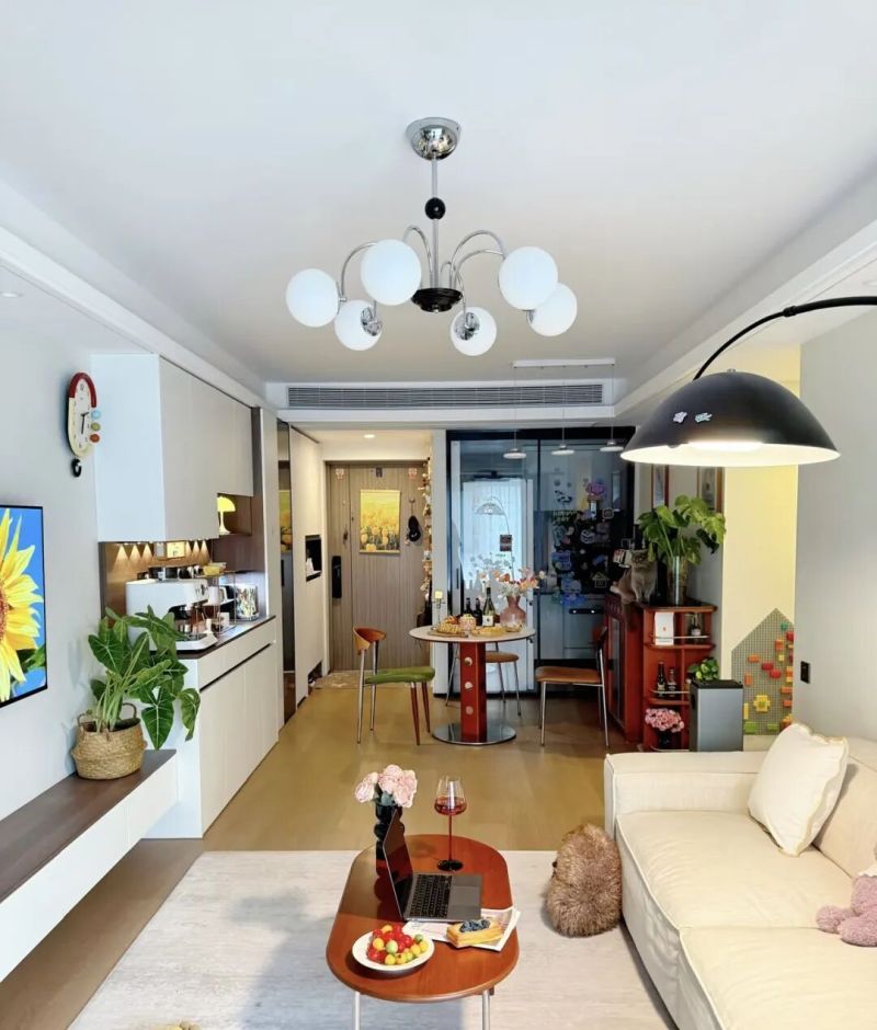 78㎡小家抄作业指南！奶油风混搭中古家具，高级感被它拿捏得准狠 - 家居知识