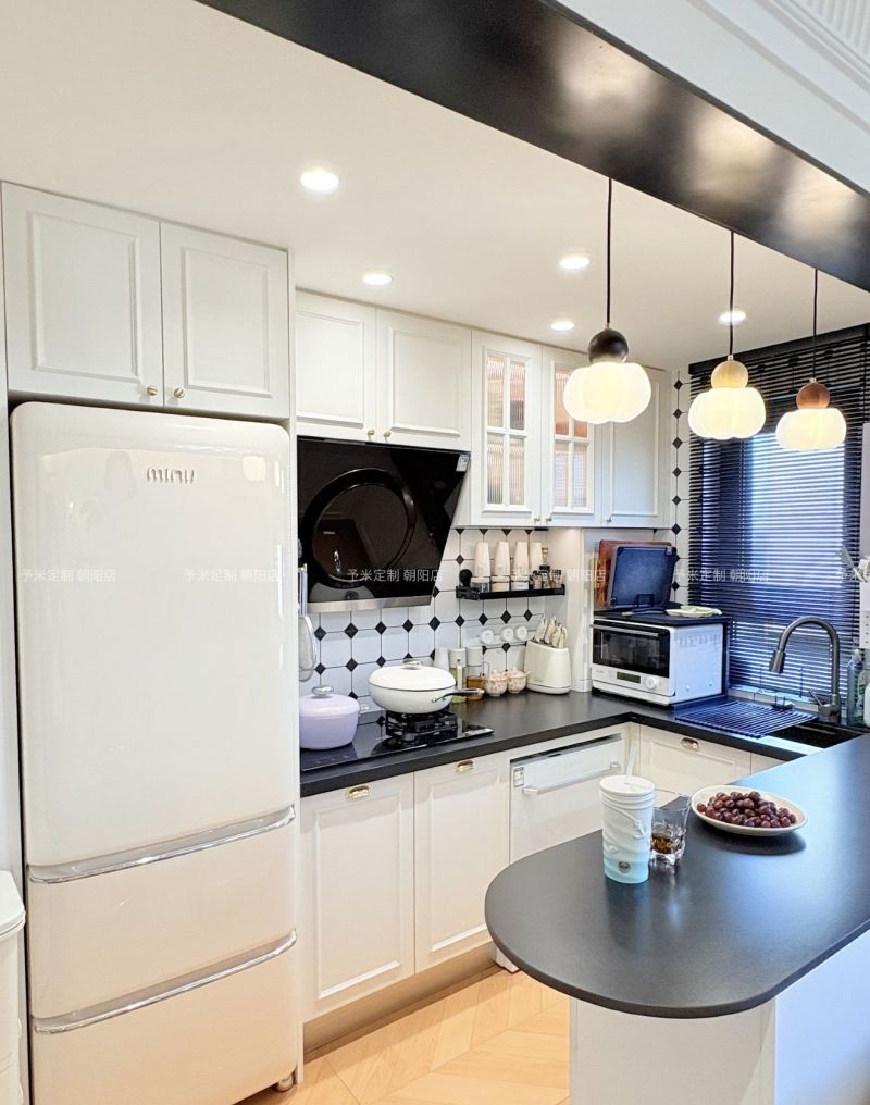 厨房橱柜定制：品牌、价格与质量的抉择 - 家居知识