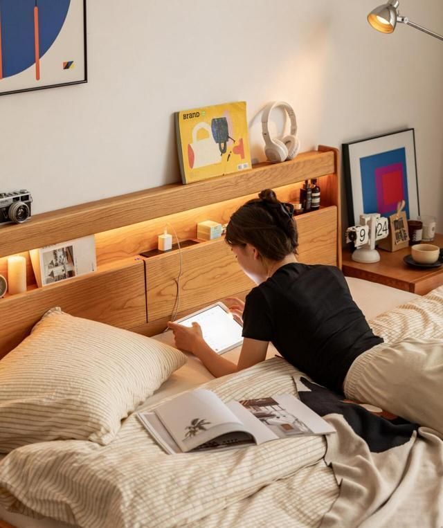 “床头柜”已逐渐退出中国家庭！看年轻人的新式做法，高级还实用 - 家居知识