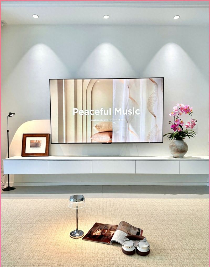 90后女孩奶油色无主灯之家走红网络