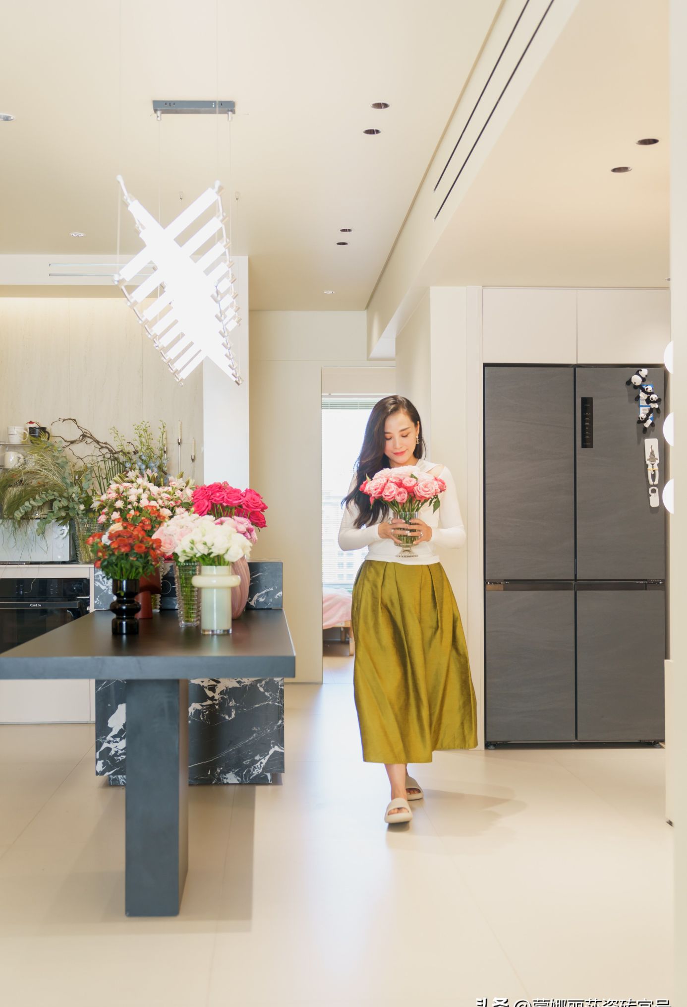 柔光砖打造的极简奶油风，海归夫妻的浪漫日常 - 家居知识