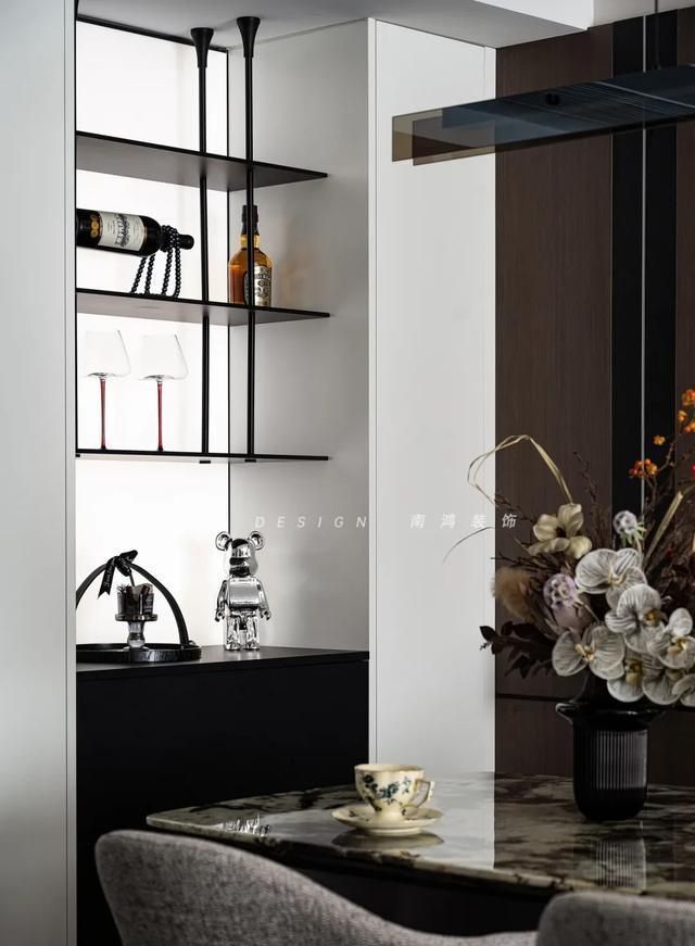 140㎡意式轻奢：以造型与结构书写的灵动高级感！ - 家居知识