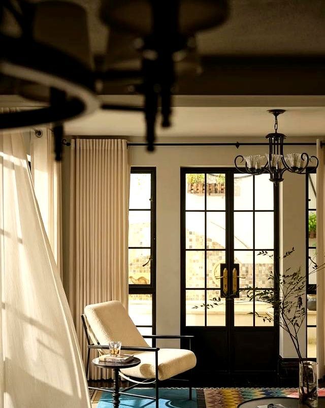 教科书级别的别墅装修！西班牙混搭海派风，我家直接美上热搜 - 家居知识