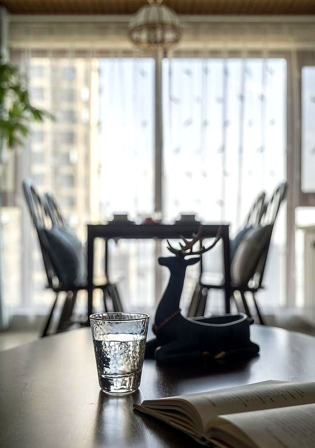 这个家的装修配色让我舒适，120㎡自由奔放美式风格，赏心悦目 - 家居知识