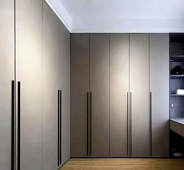 避坑指南：定制衣柜坚持“六不要”，使用起来舒适又顺手 - 家居知识