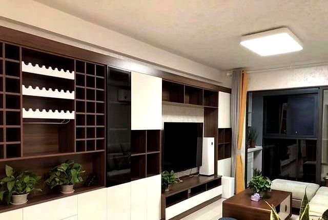 入住后才知道，餐边酒柜装成这样，花的全是冤枉钱还难打扫 - 家居知识