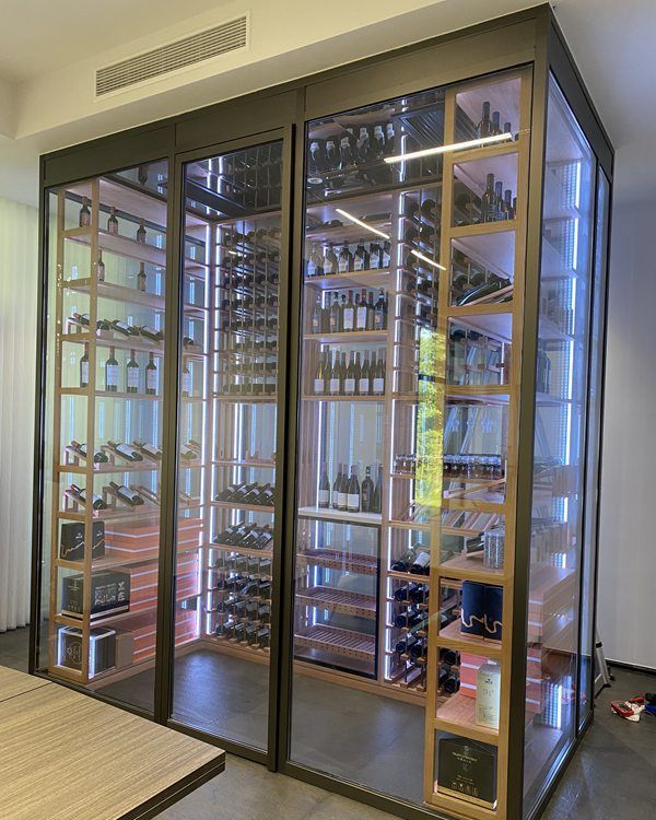 专业之选：亚克力酒柜定制厂家与品牌推荐 - 家居知识