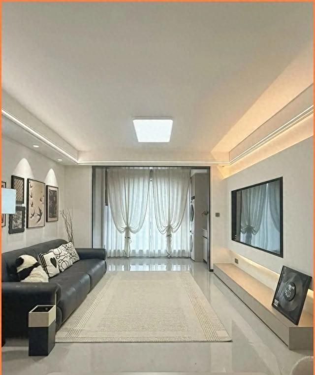 这对夫妻的家火了，拒绝过度装修，把简约做到极致，太有品位了！ - 家居知识