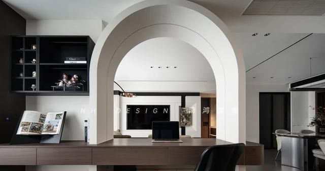 140㎡意式轻奢：以造型与结构书写的灵动高级感！ - 家居知识