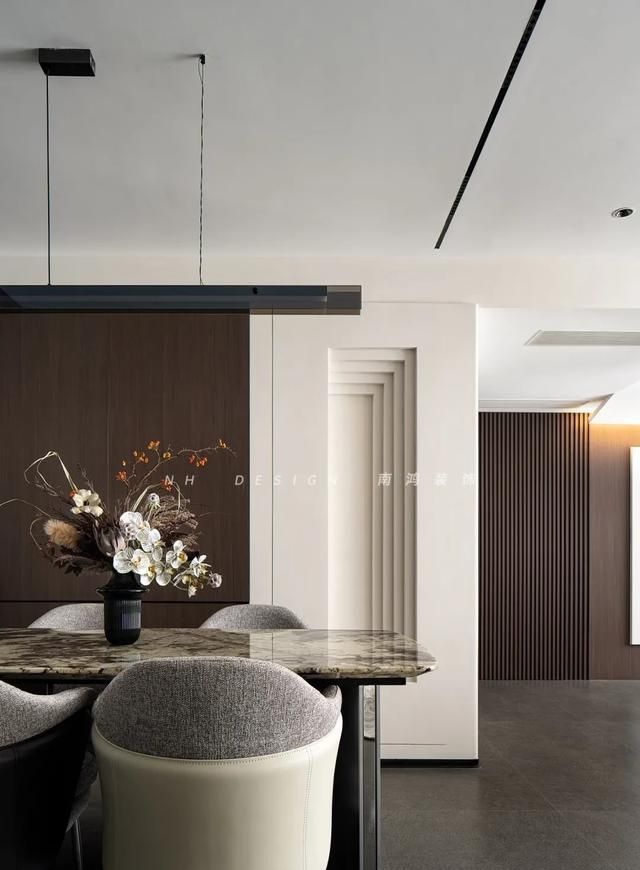 140㎡意式轻奢：以造型与结构书写的灵动高级感！ - 家居知识