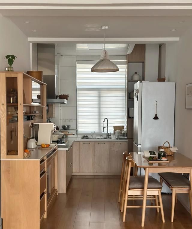 家虽小，但每一处都干净？原木风的简洁，美感！让人非常舒服 - 家居知识