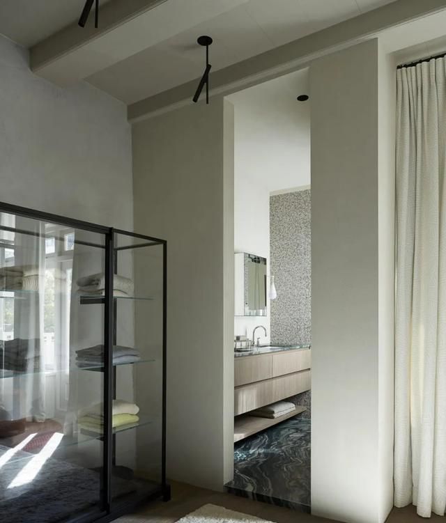 微水泥在欧洲别墅的案例：北欧风邂逅侘寂，优雅于极简冷淡中绽放 - 家居知识