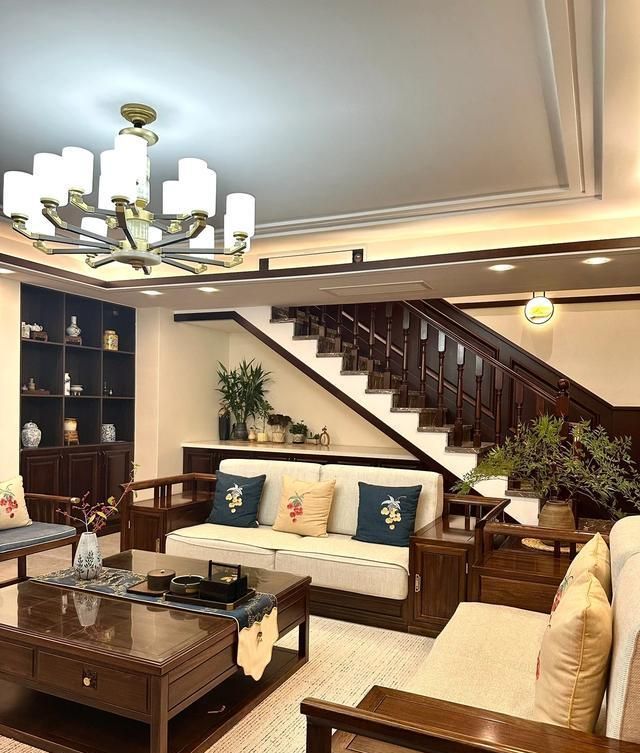 河北女主晒出224㎡顶层复式的家，新中式风格装修，那叫一个高级 - 家居知识