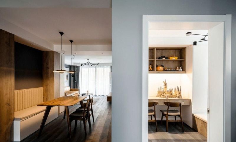 她家140㎡刚完工，全屋定制卡座沙发、榻榻米，收纳充足又美观 - 家居知识