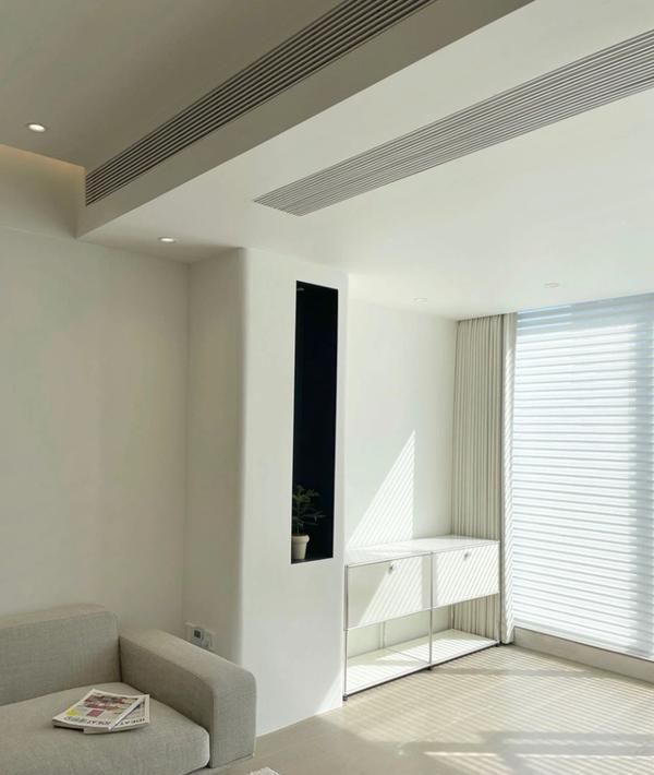 广东女主因新家装修得太简单而走红，空无一物的极简风太治愈了 - 家居知识