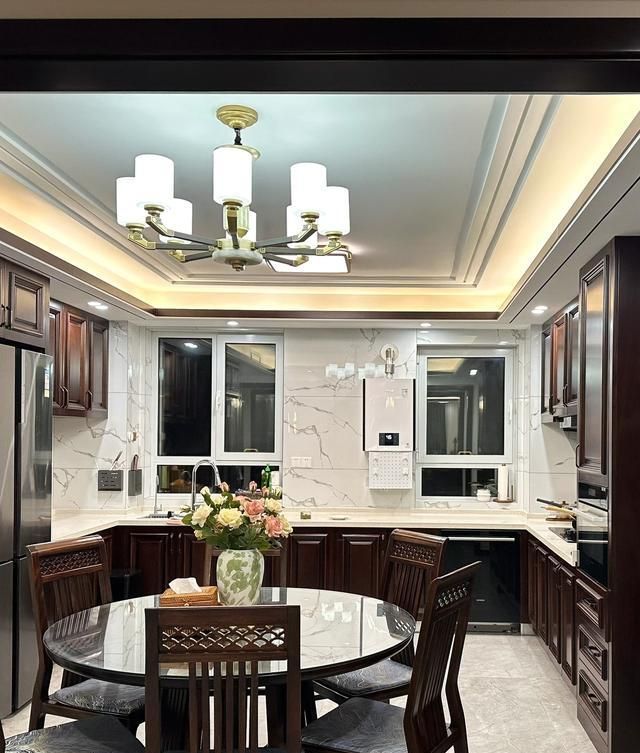 河北女主晒出224㎡顶层复式的家，新中式风格装修，那叫一个高级 - 家居知识