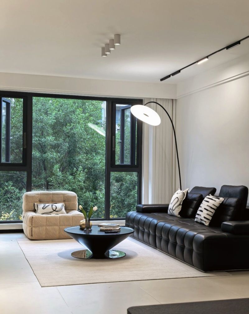 117㎡装出通透大平层既视感，极简风果然yyds！忍不住晒一晒！ - 家居知识