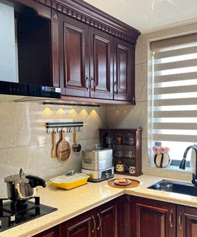 婆婆192平美式复古装修遭嫌弃，住一年后全家真香了