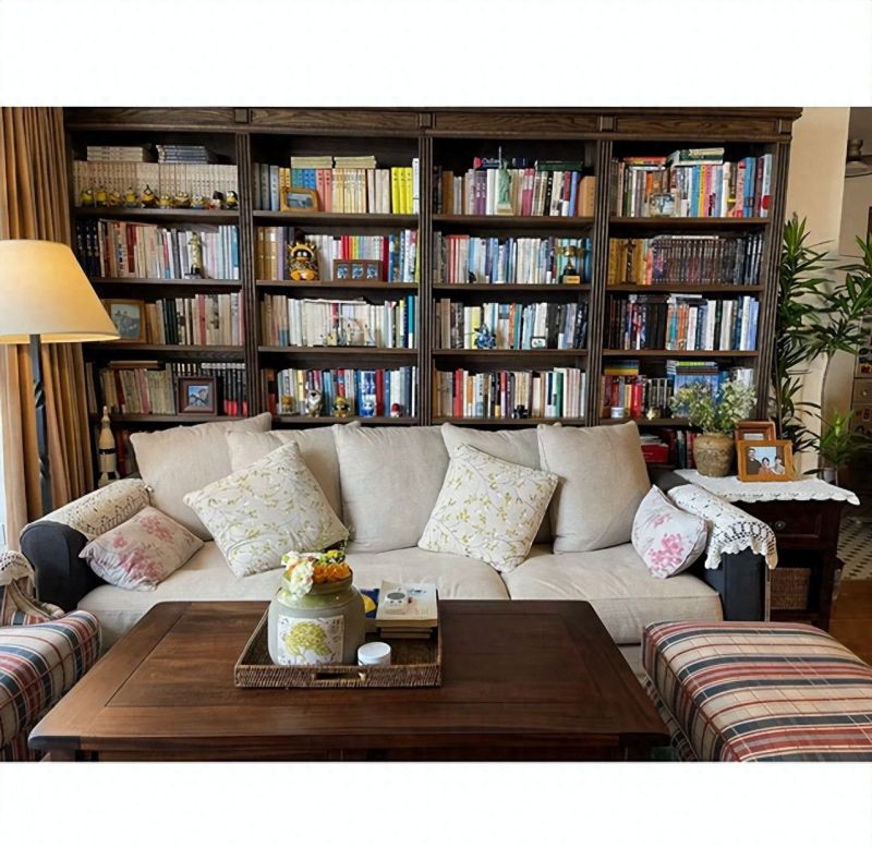 北京一夫妻的家火了，质感温润的美式装修，整个客厅满墙的书 - 今日头条