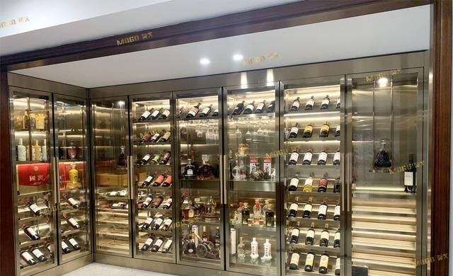 专业之选：不锈钢酒柜、吊架与收口定制推荐 - 家居知识
