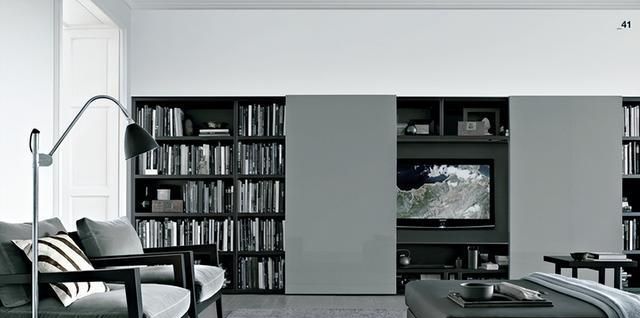 小户型做不了书柜？4种美到爆设计，空间重复利用把图书馆搬回家 - 家居知识