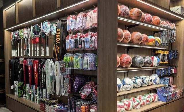 冇言有阅书店实体设计与书架定制案例！ - 家居知识