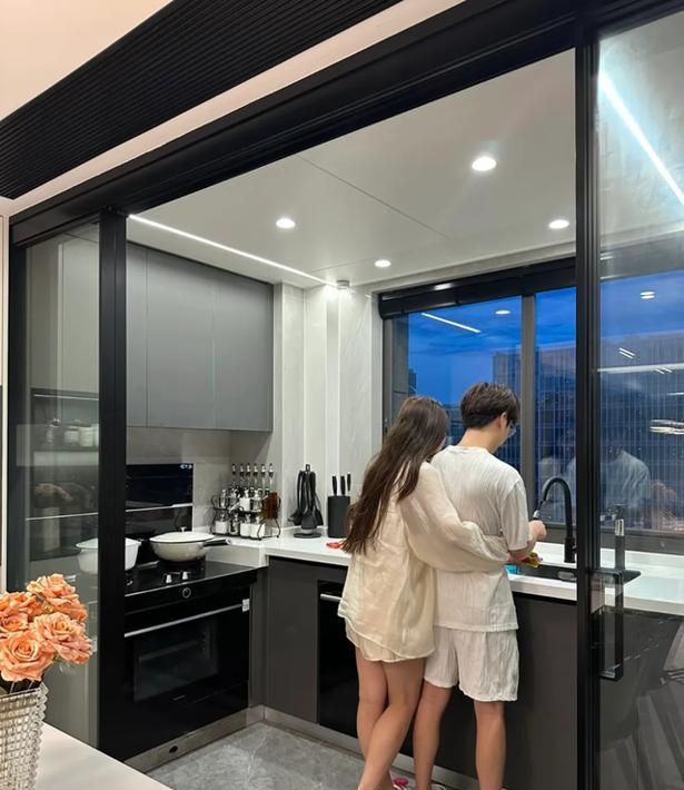 浙江夫妻俩住90㎡的家，现代轻奢装修，实用高级，真的太爽啦！ - 家居知识