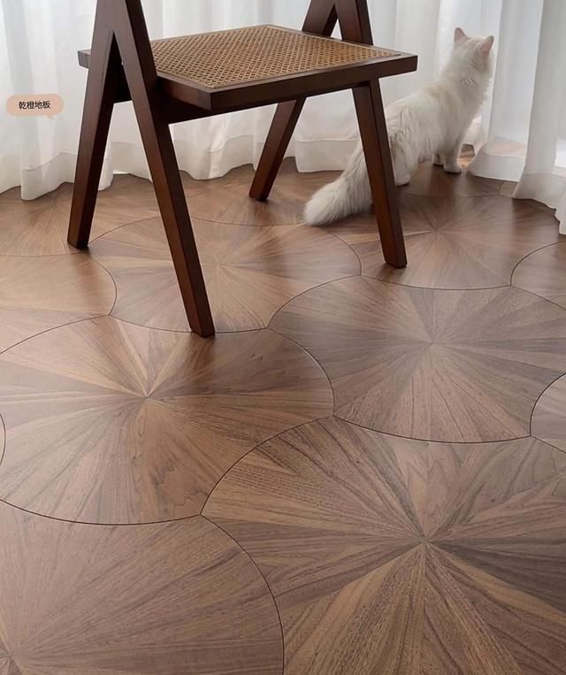 审美还真是个轮回，30年前土掉渣的装修设计，如今又“杀回来”了 - 家居知识