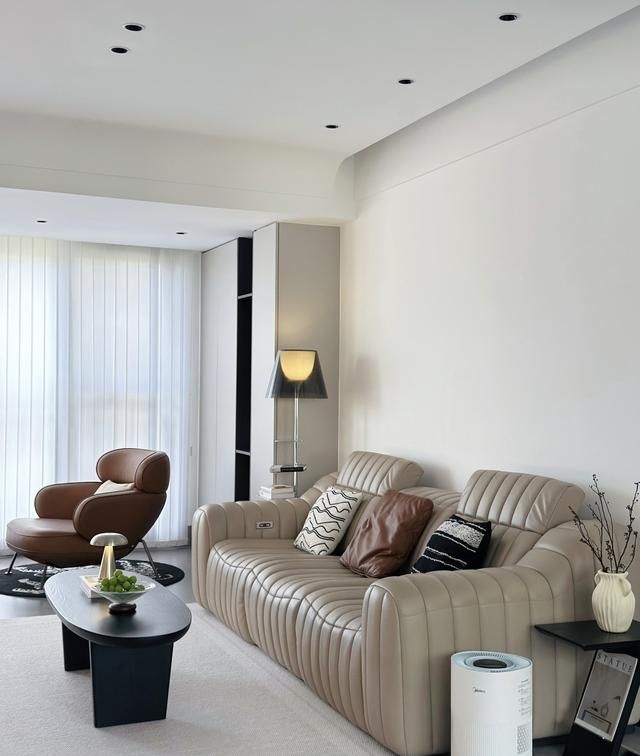 小户型逆袭大平层，不费力就高级感满满的家，黑白极简风太香了！ - 家居知识