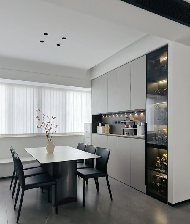 小户型逆袭大平层，不费力就高级感满满的家，黑白极简风太香了！ - 家居知识