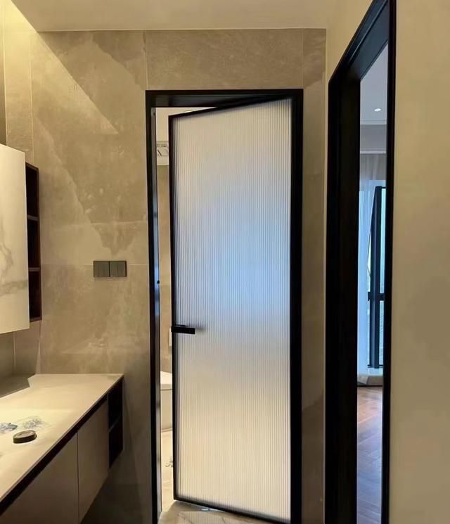 极简装修两年后，家里的现状，我后悔了吗？ - 家居知识