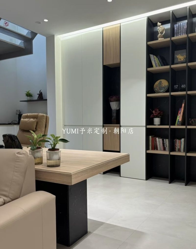 衣柜定制大揭秘：选厂攻略与靠谱之选 - 家居知识