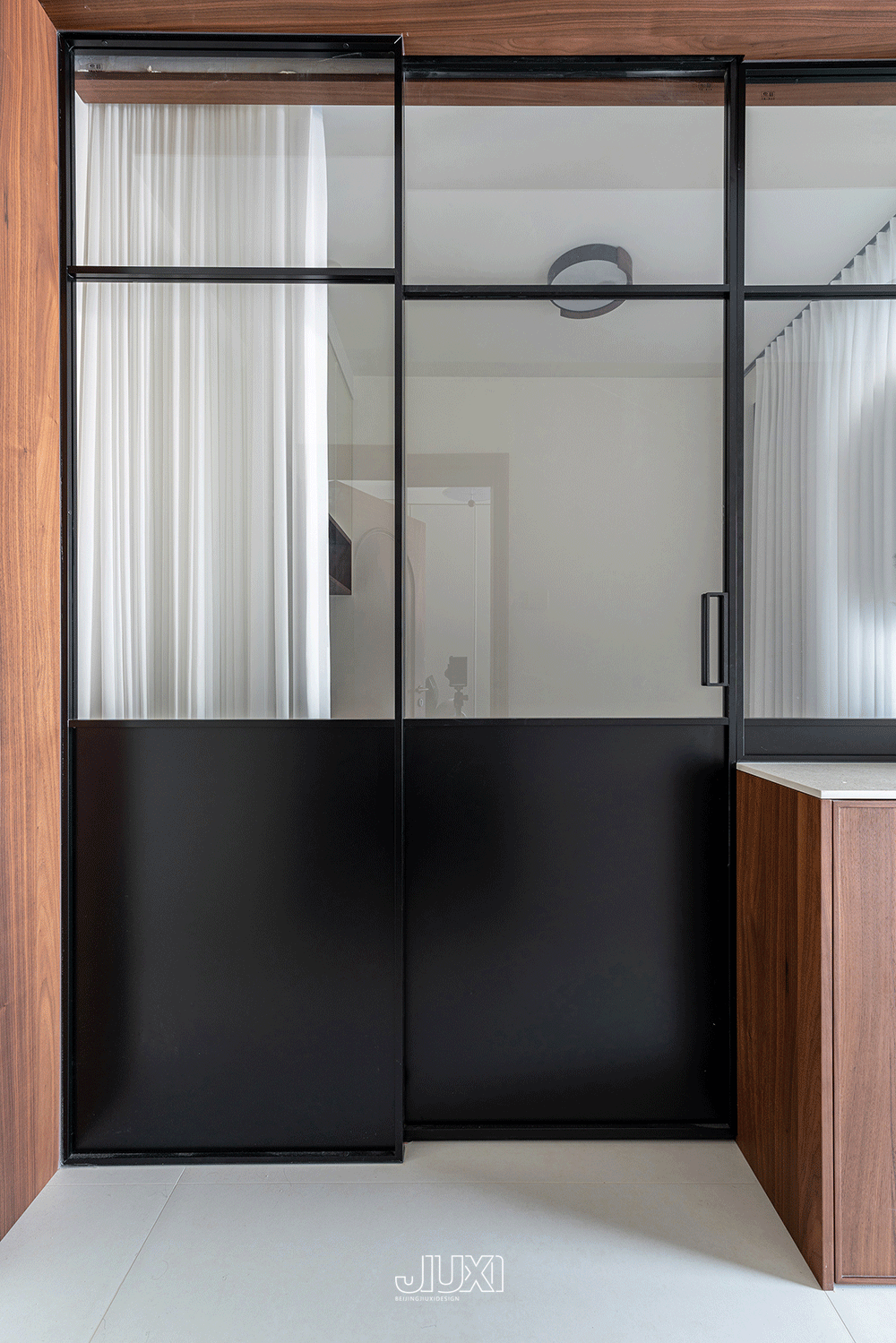 94㎡简约中古宅，破局动线×原木基调，重塑多功能空间 - 家居知识