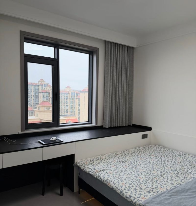 现代简约风完工实景｜通铺+无主灯，这质感谁看了不心动？ - 家居知识