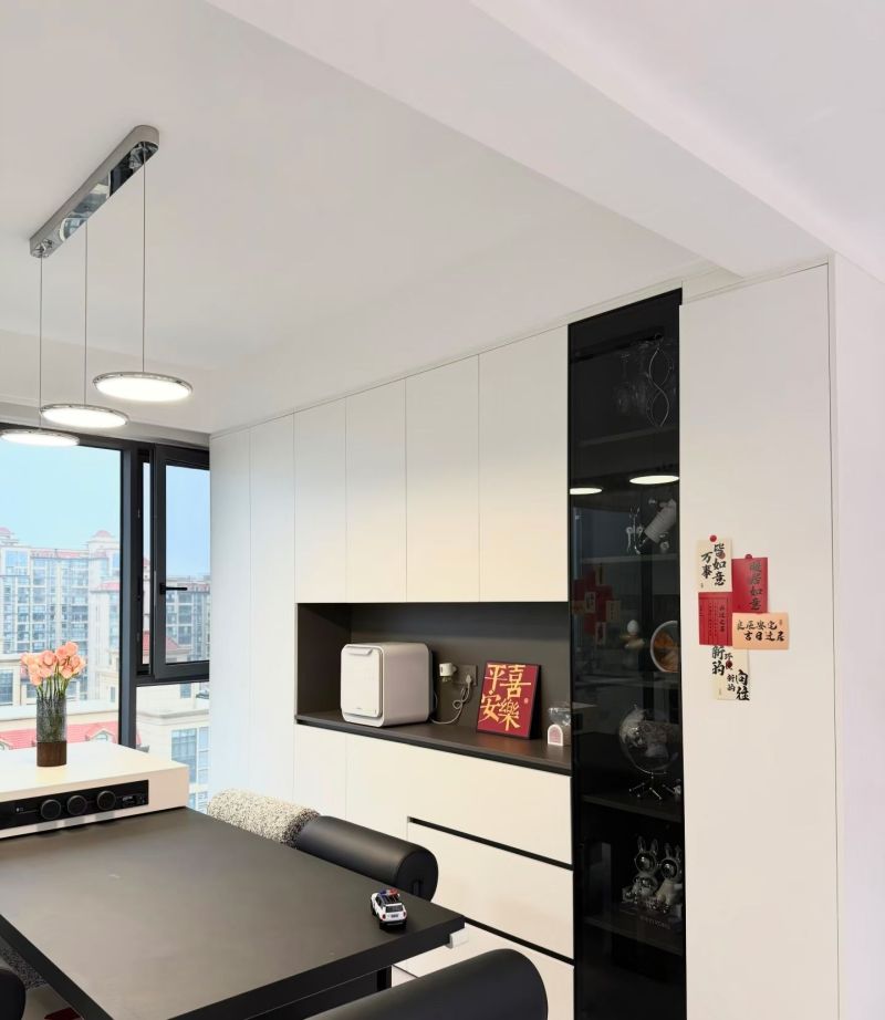 现代简约风完工实景｜通铺+无主灯，这质感谁看了不心动？ - 家居知识