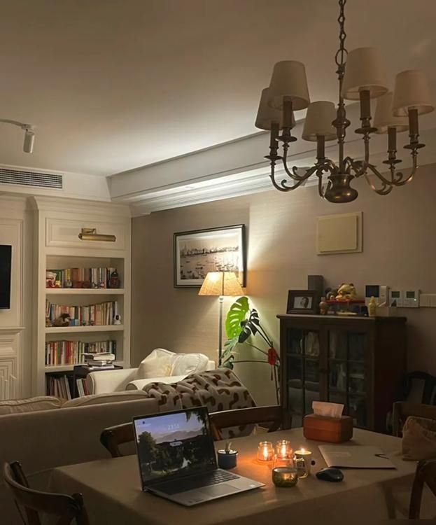 上海一女子的家火了，实用装修出极具“美式韵味”，复古温馨 - 家居知识