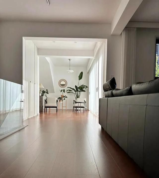 吉林一户人家，因极简装修而走红，全屋空荡荡的，却没有一丝俗气 - 家居知识