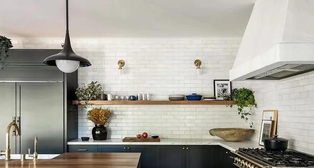 一个美丽舒适的美式豪宅，地中海风情融入侘寂美学，令人赞叹不已 - 家居知识