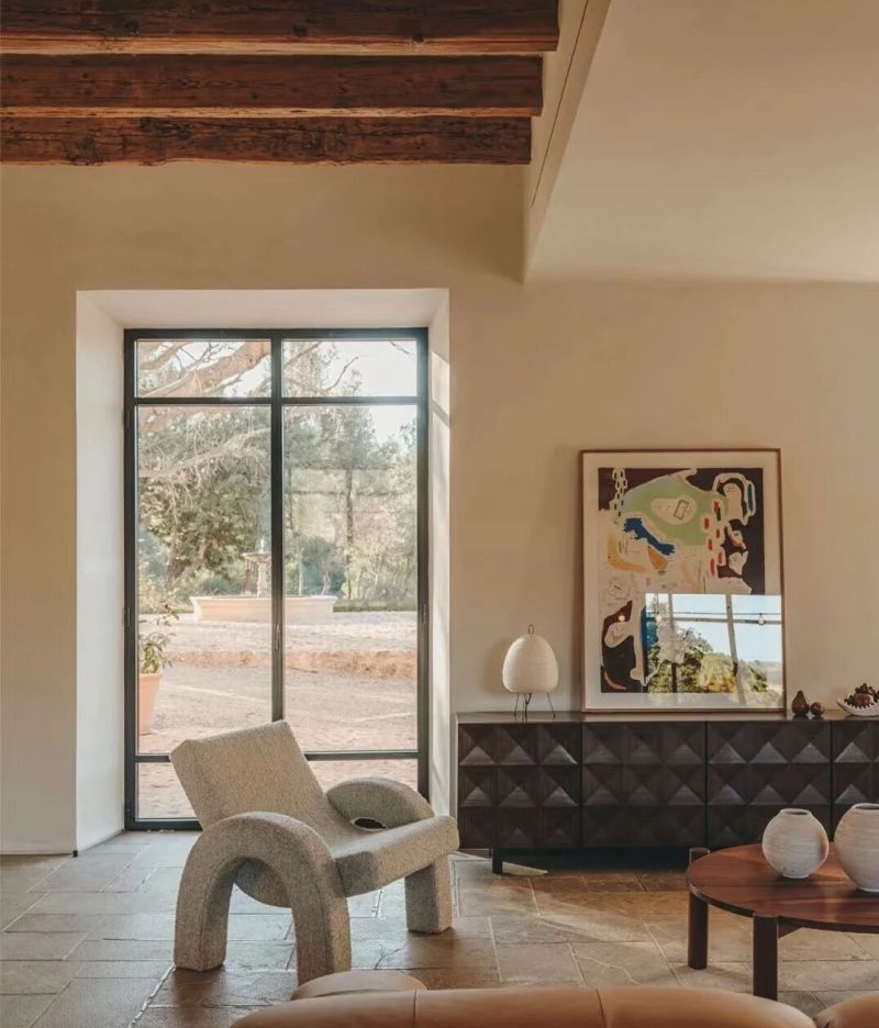 不规则家具混特色软装是打造永不腻空间的秘密武器。 - 家居知识