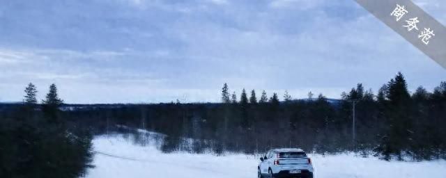 在瑞典冰雪森林中探寻真正的北欧风