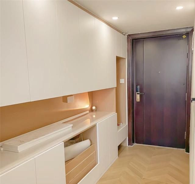 一位湖南姑娘买下21㎡小家，全屋“穷装”奶油风，一室一厅太爽啦 - 家居知识