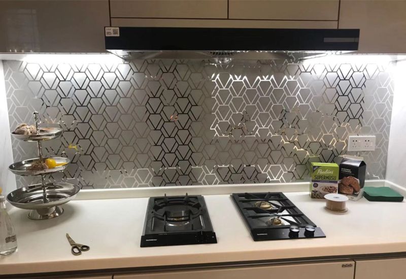 口碑与性价比兼具：不锈钢吊架、收口、酒柜定制之选 - 家居知识